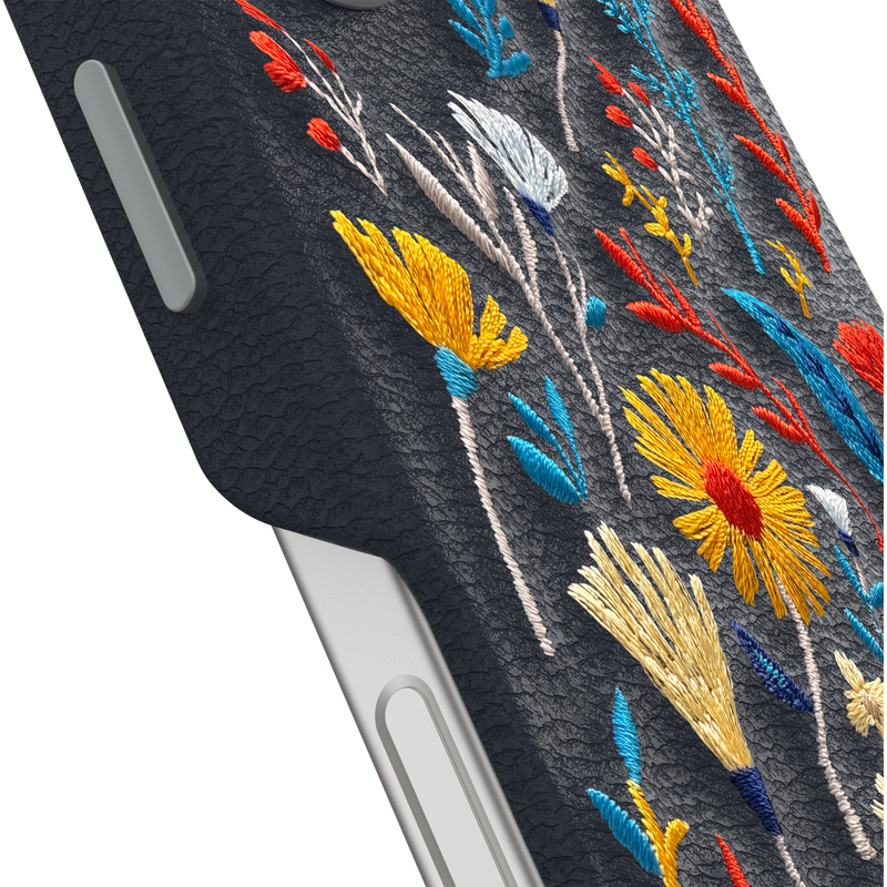 product image 3 - Coque iPhone 16 Symmetry Series Cactus Leather Embroidery